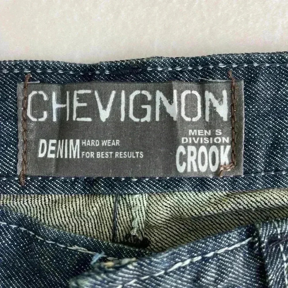 Chevignon New Jean size 30/32 factory, distressed  butterfly leather back tag - Picture 6 of 8